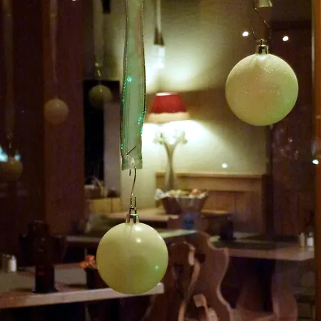 Restaurant La Tourmaline Ла-Плань